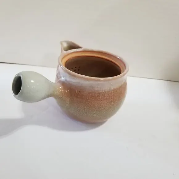 Japanese teapot Traditional Japanese pottery (no lid)